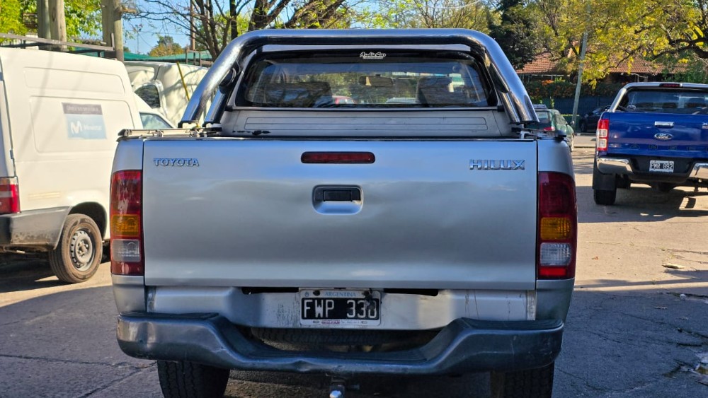 Toyota HILUX 2.5 DC 4X2 — foto 3